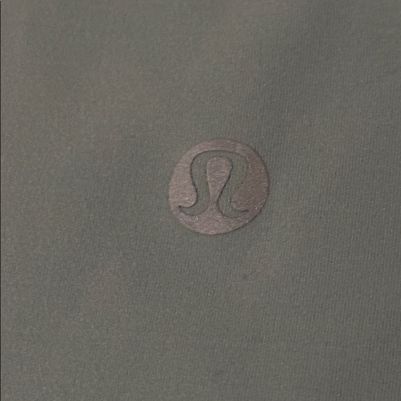 Lululemon sage green leggings - Picture 4 of 5